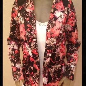 Metaphor Pink Floral 🌸 Blazer - Large NWT